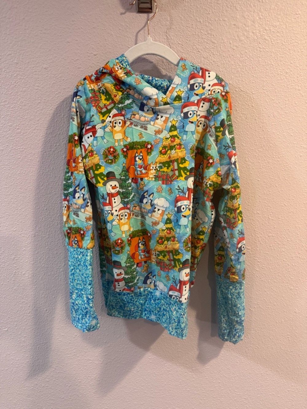 Handmade Boutique Bluey Bingo Holiday Hooded Sweatshirt Sz 6-8